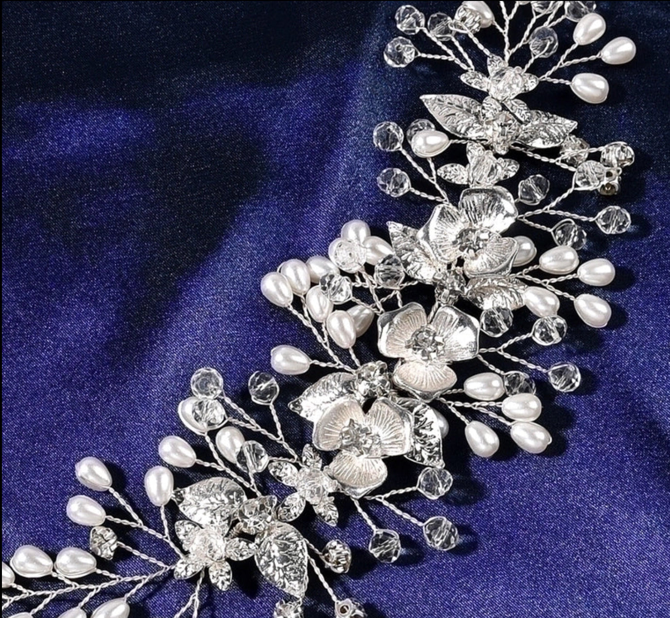 The Florentine: A Bloom of Pearls and Petals