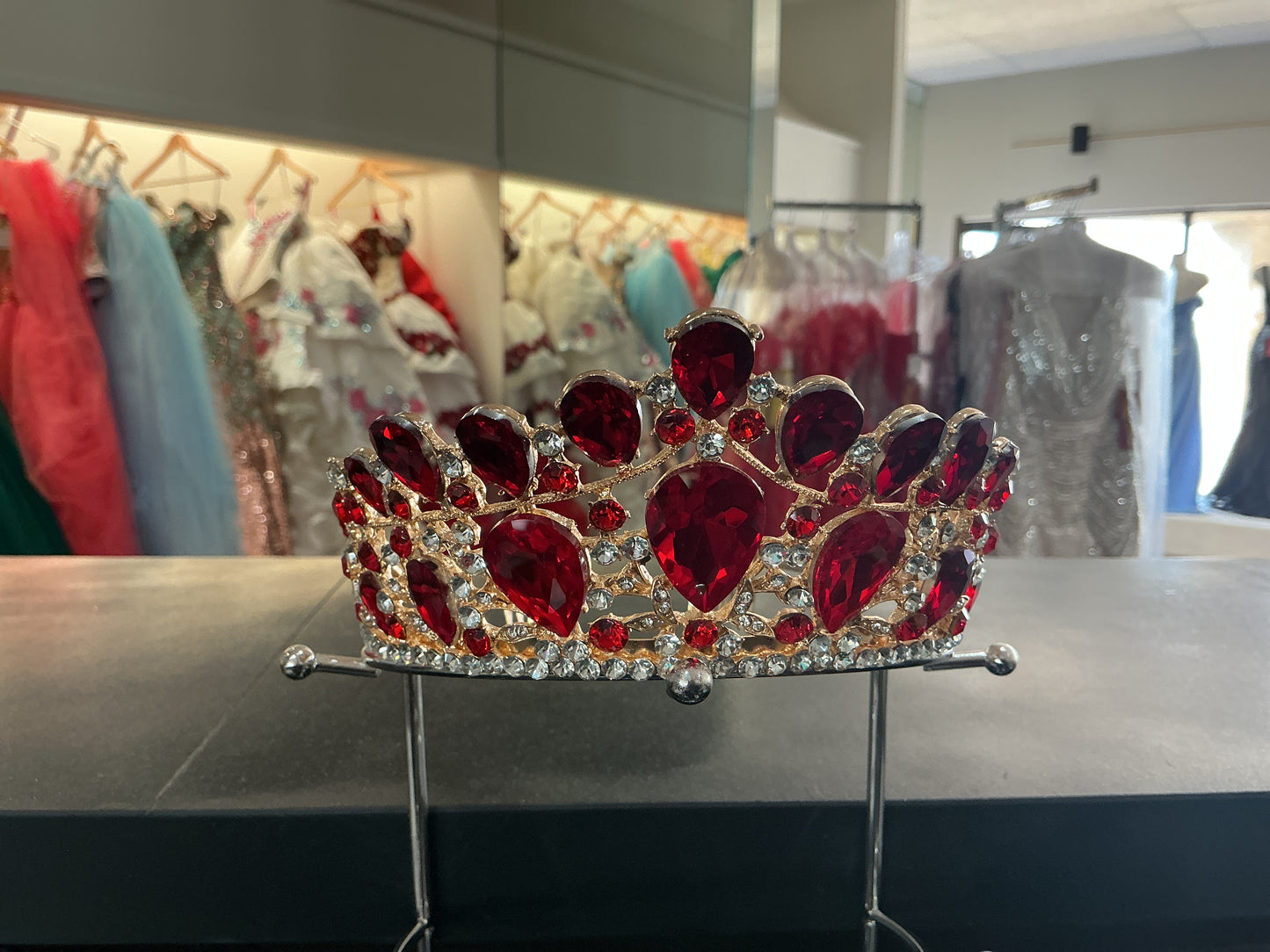 Ruby Red Quinceañera Tiara: A Fiery Celebration of 15 Years