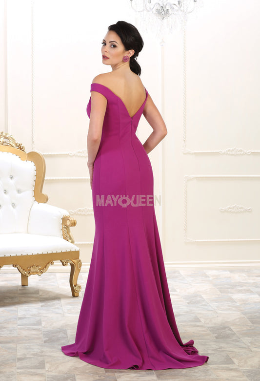 Isabelle Gown: Where Classic Design Meets Contemporary Flair