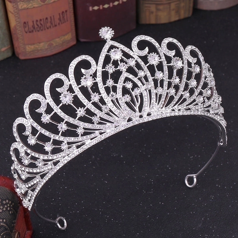 Celestial Bloom: Crystal Starburst Tiara